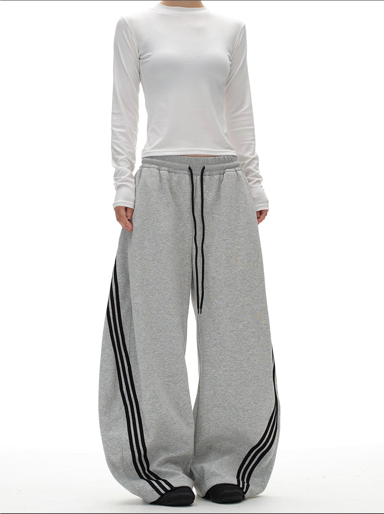 BTSG three-bar striped draped scimitar sweatpants