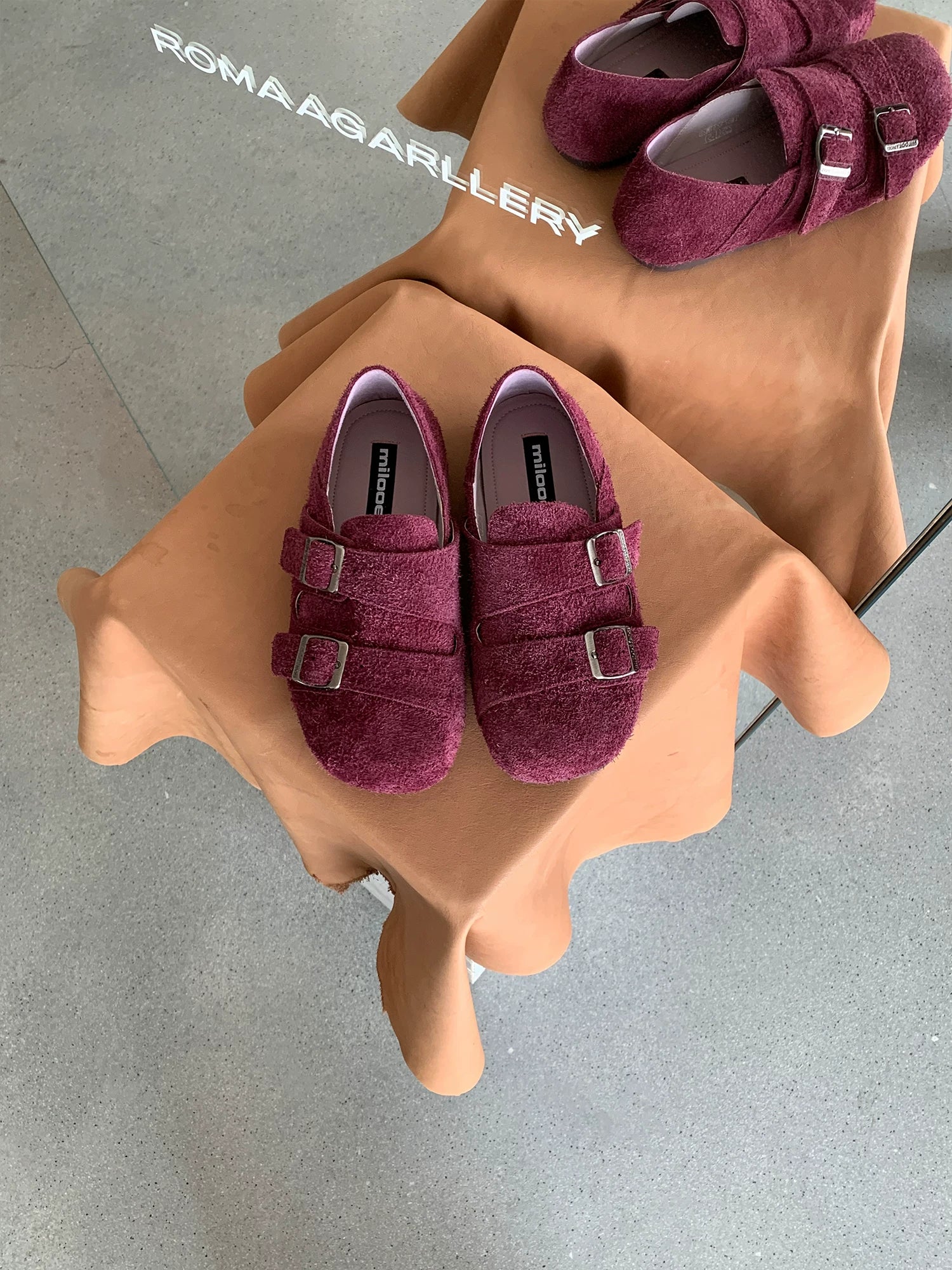 MILOOEY Retro Leather Soft-soled Casual Shoes