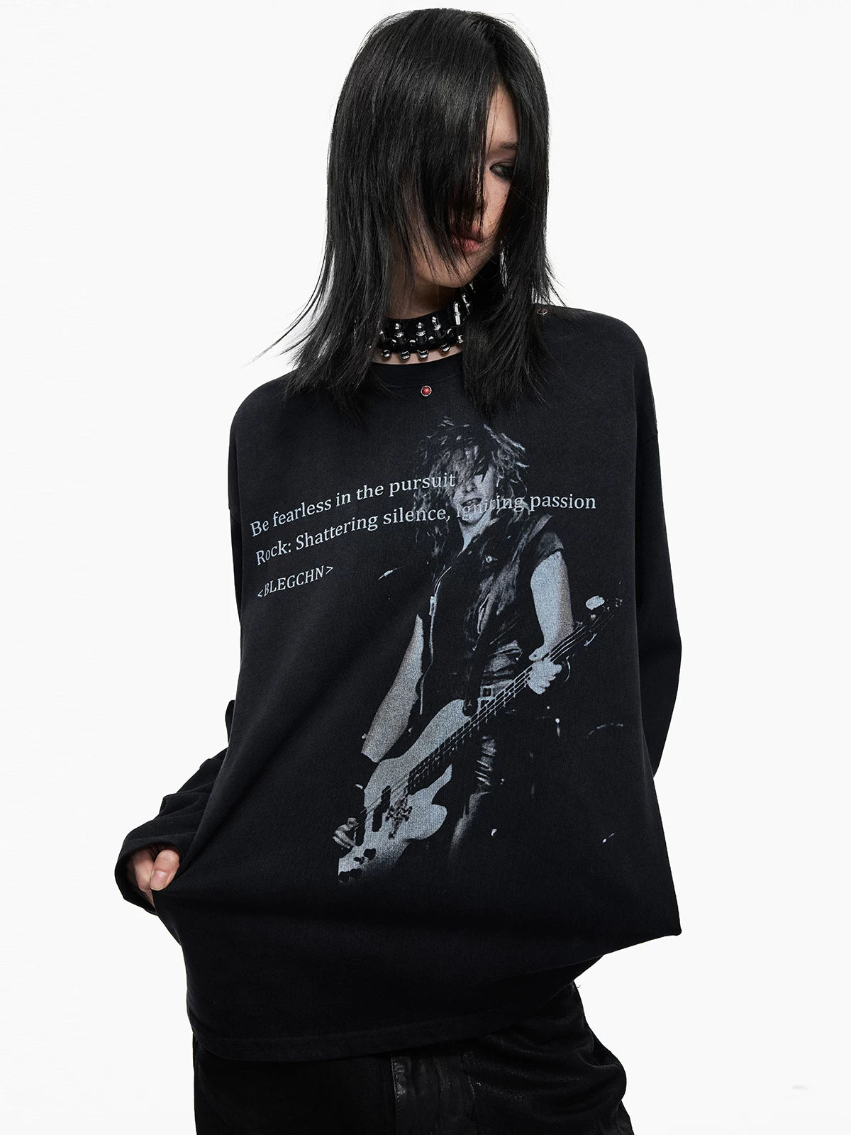 Lightinus Guitar Figure Slogan Print Riveted Long Sleeves