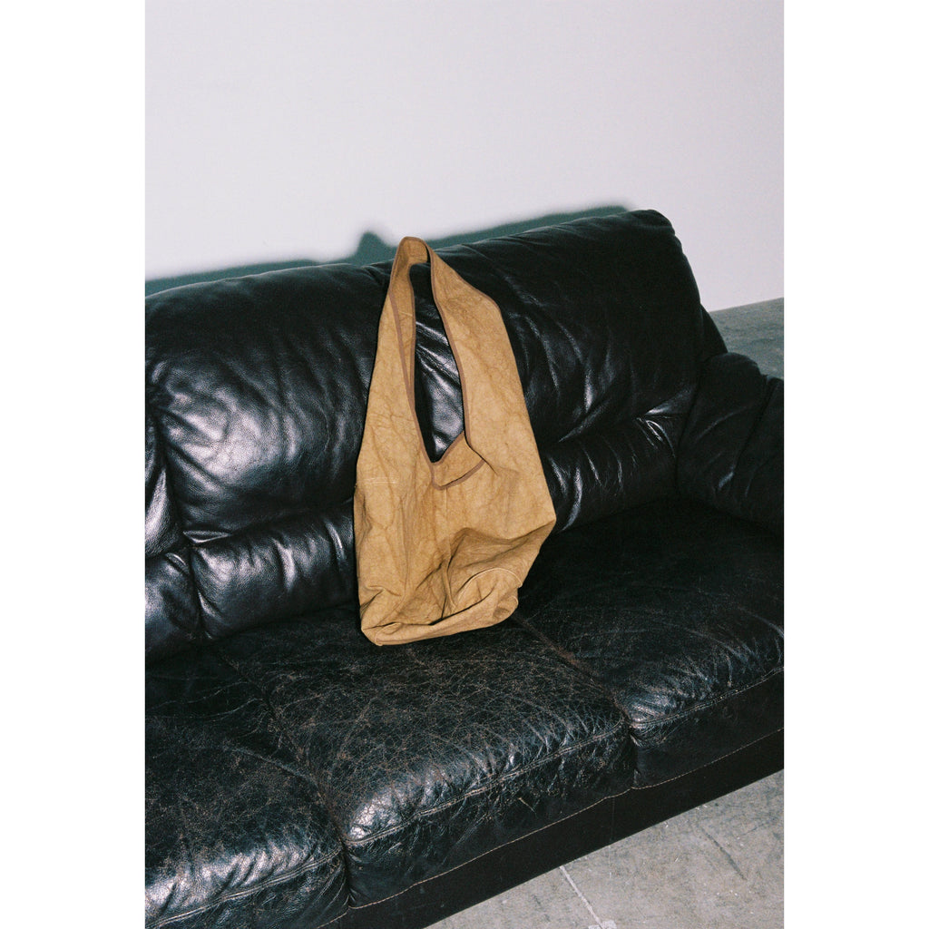 Anniehall Makes Old Washed Large-capacity Satchels.