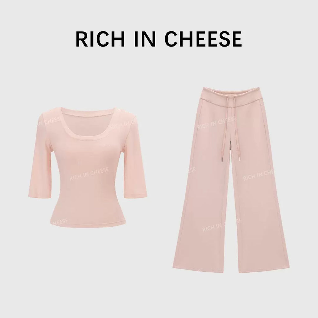 RICH IN CHEESE Versatile Knitted Tee Knitted Trousers Set