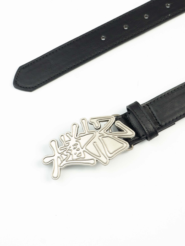 AVENUESON Metal Logo Belt