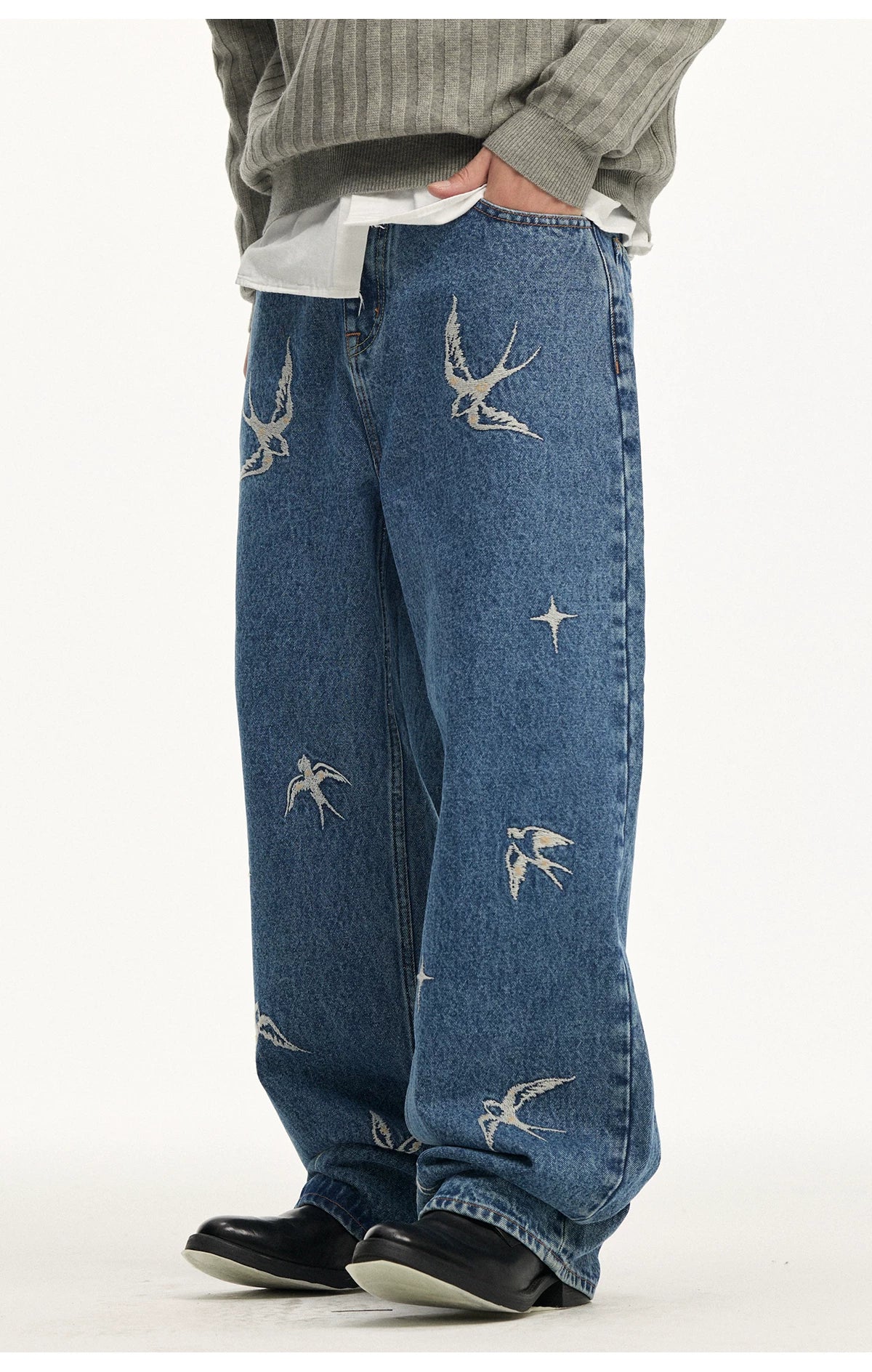 CoosRetro Embroidered Washed Old Jeans