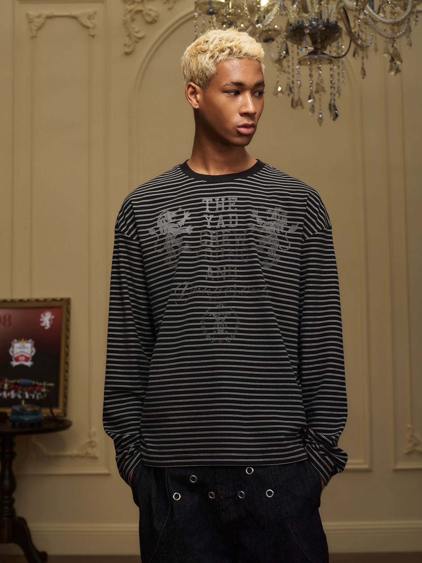 YADcrew Double Lion Mottled Slogan Printed Striped Long Sleeve