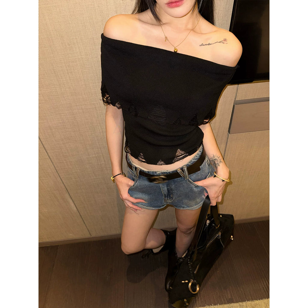 YOUNG KYLIN Shoulder Knitted Slim Tee