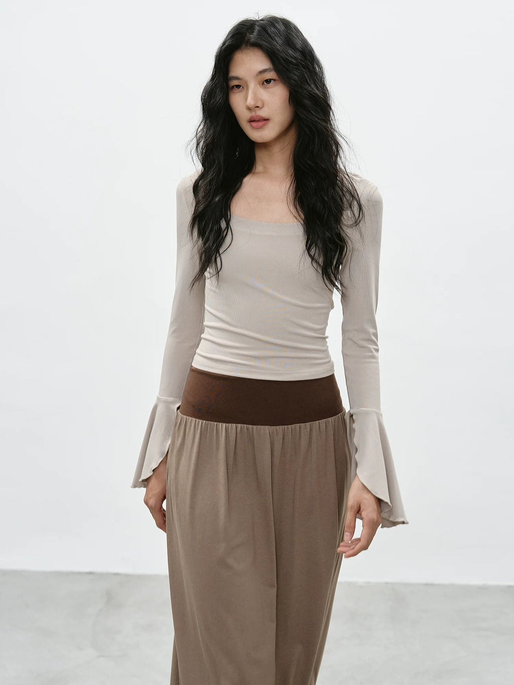 EIGHTHMONTH Skin-friendly and Breathable Square Collar Short Long Sleeves