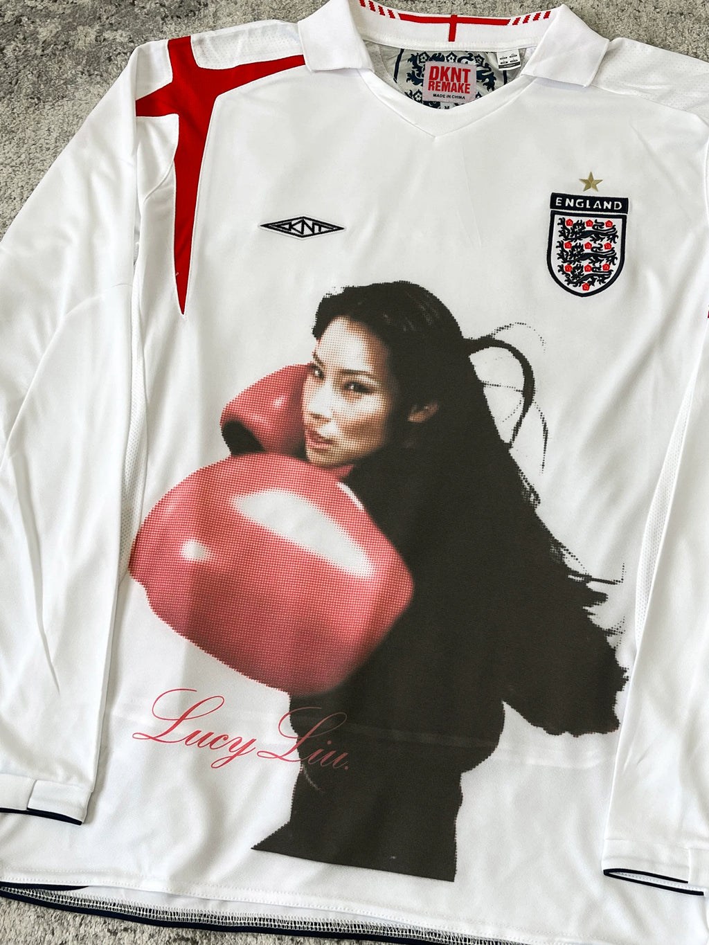 REMAKE Liu Yuling Red Gloves Portrait Short Sleeves