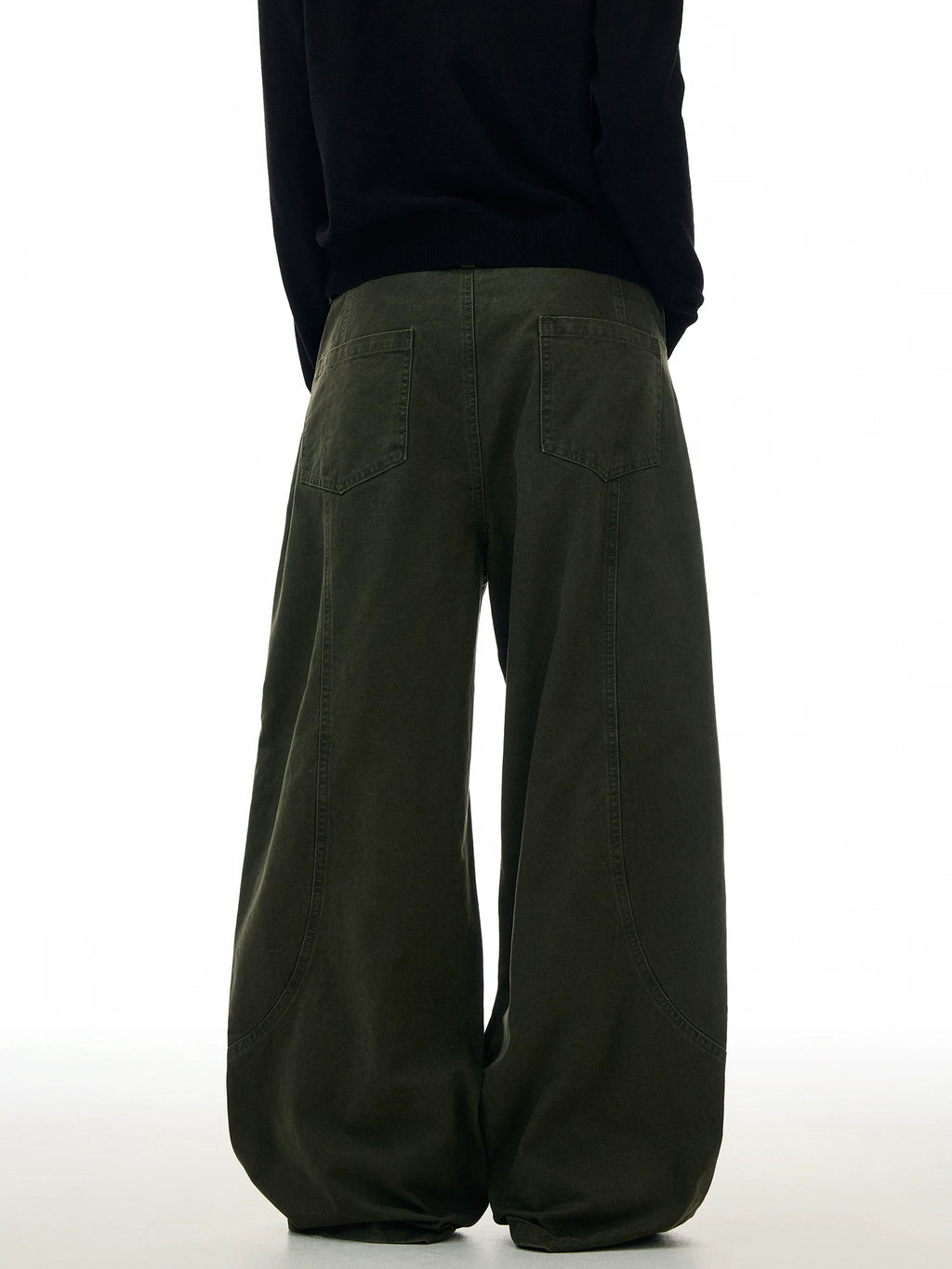 TRUQUEST Vintage Pleated Loose-fitting Wide-leg Cargo Pants