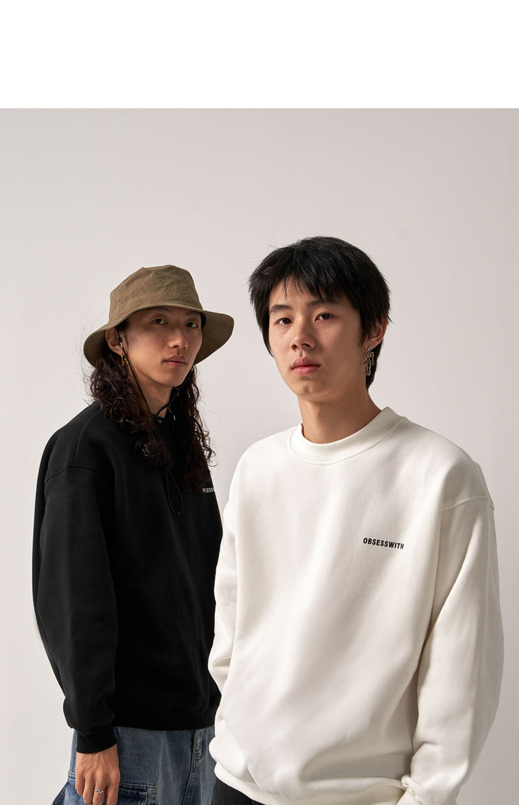 OBSESSWITH Basic Letter Printed Crew Neck Sweater