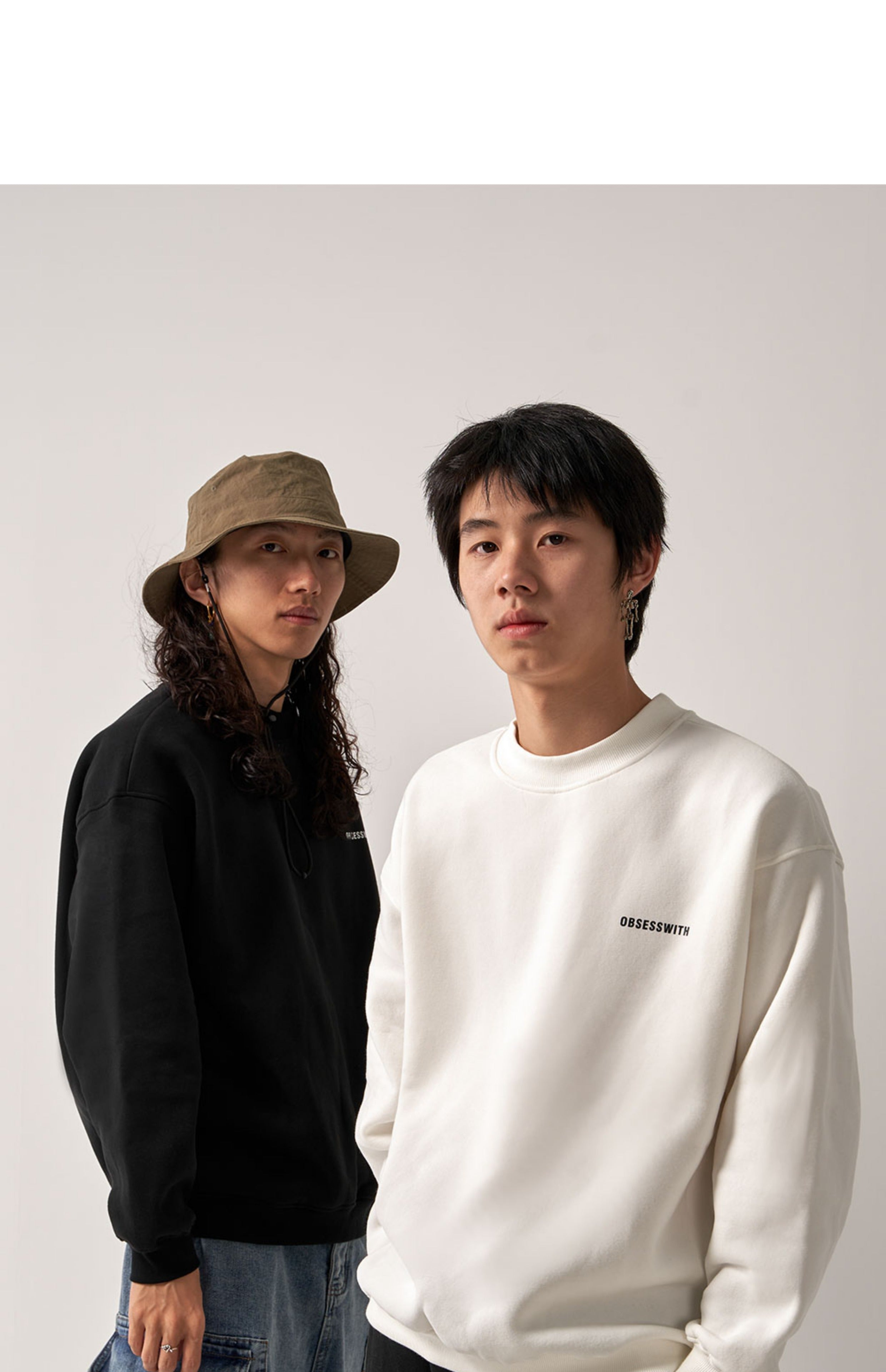 OBSESSWITH Basic Letter Printed Crew Neck Sweater