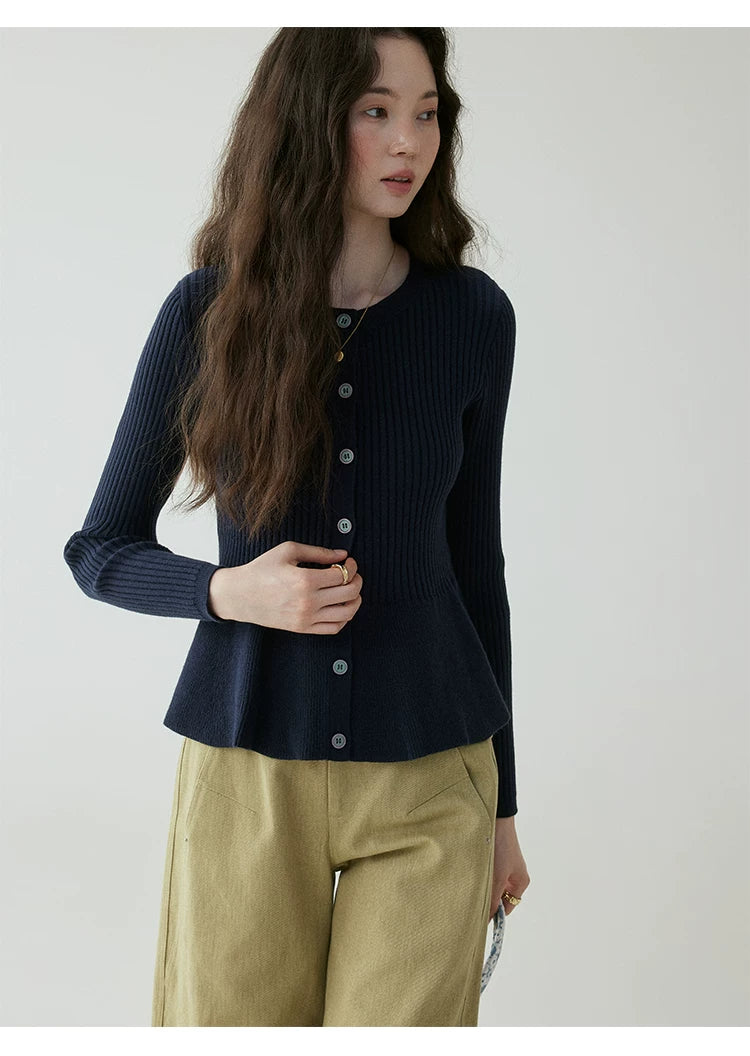 VOOE Waist and Thin Crew Neck Knitted Cardigan