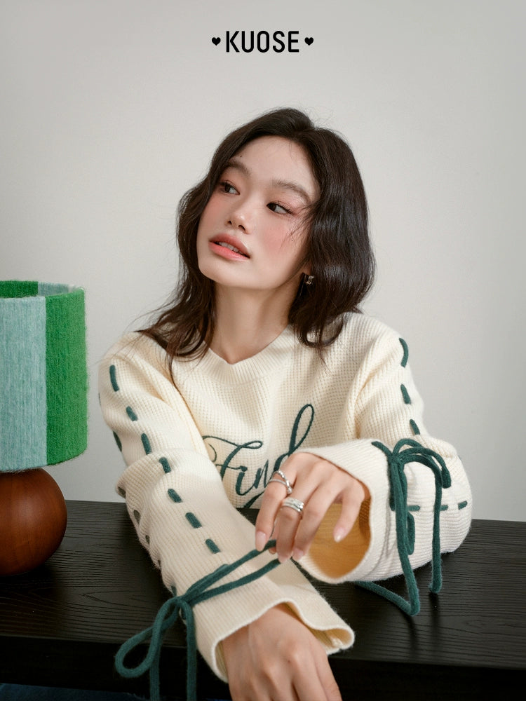 Kuose Bow Design Sense Embroidered Long Sleeve Knit