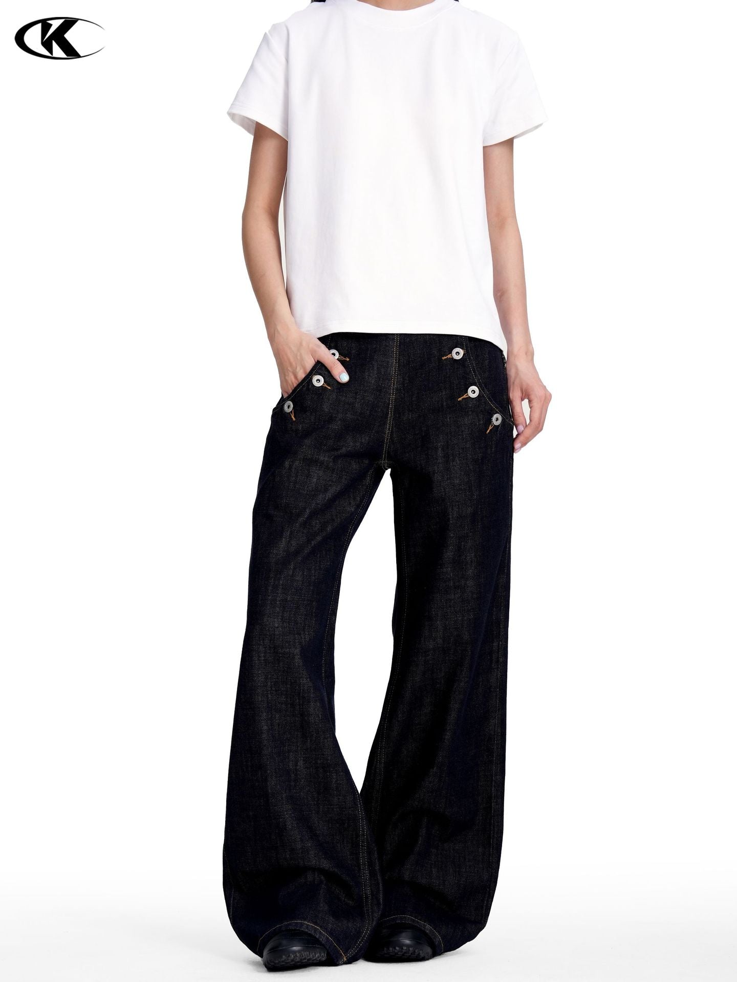 11KN Retro Multi-Button Casual Straight Jeans