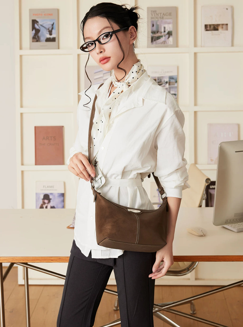 SmoSmos Original Hobo Commuter Messenger Bag
