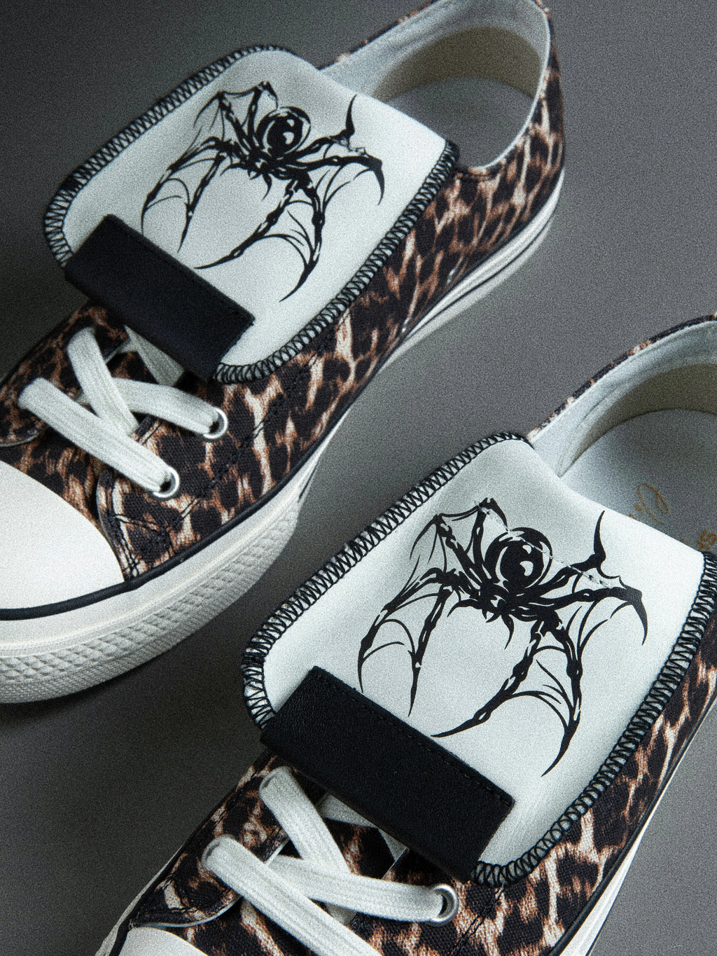 VOWPROGRESS Leopard Print Spider Element Cowhide Espadrilles