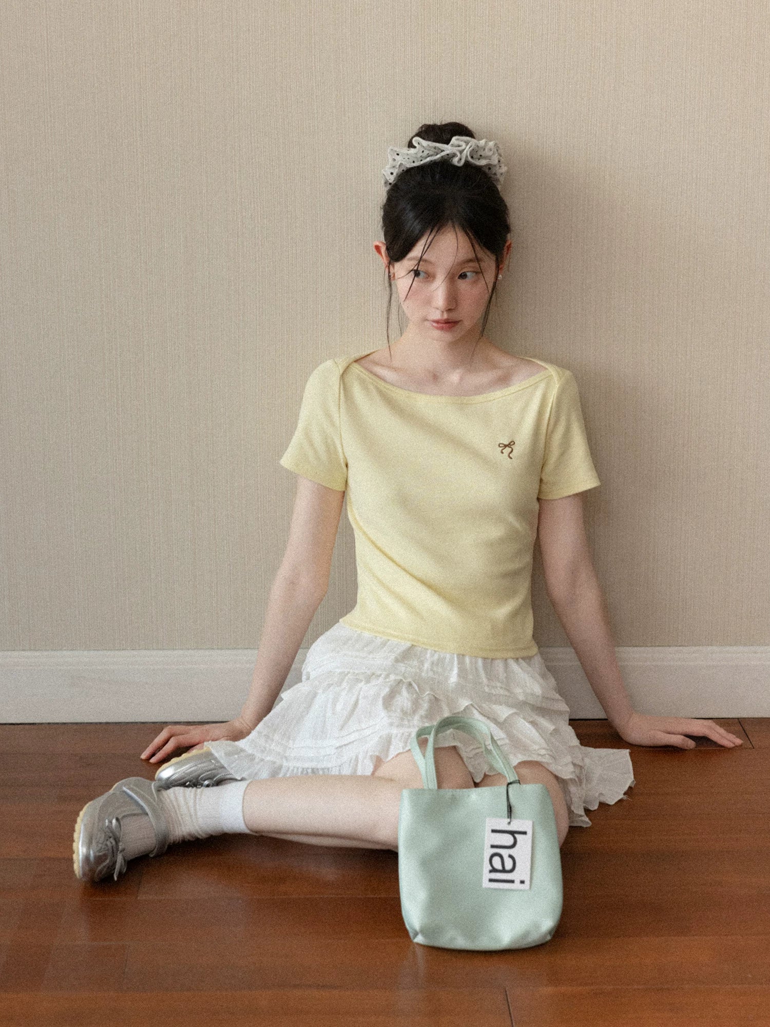 Cantonstory Shoulder Bow Versatile Tee