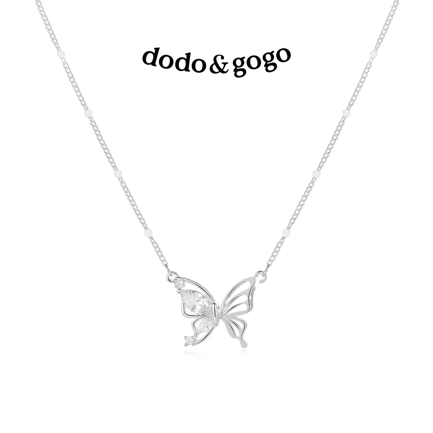 DODOGOGO Hollow Butterfly Necklace