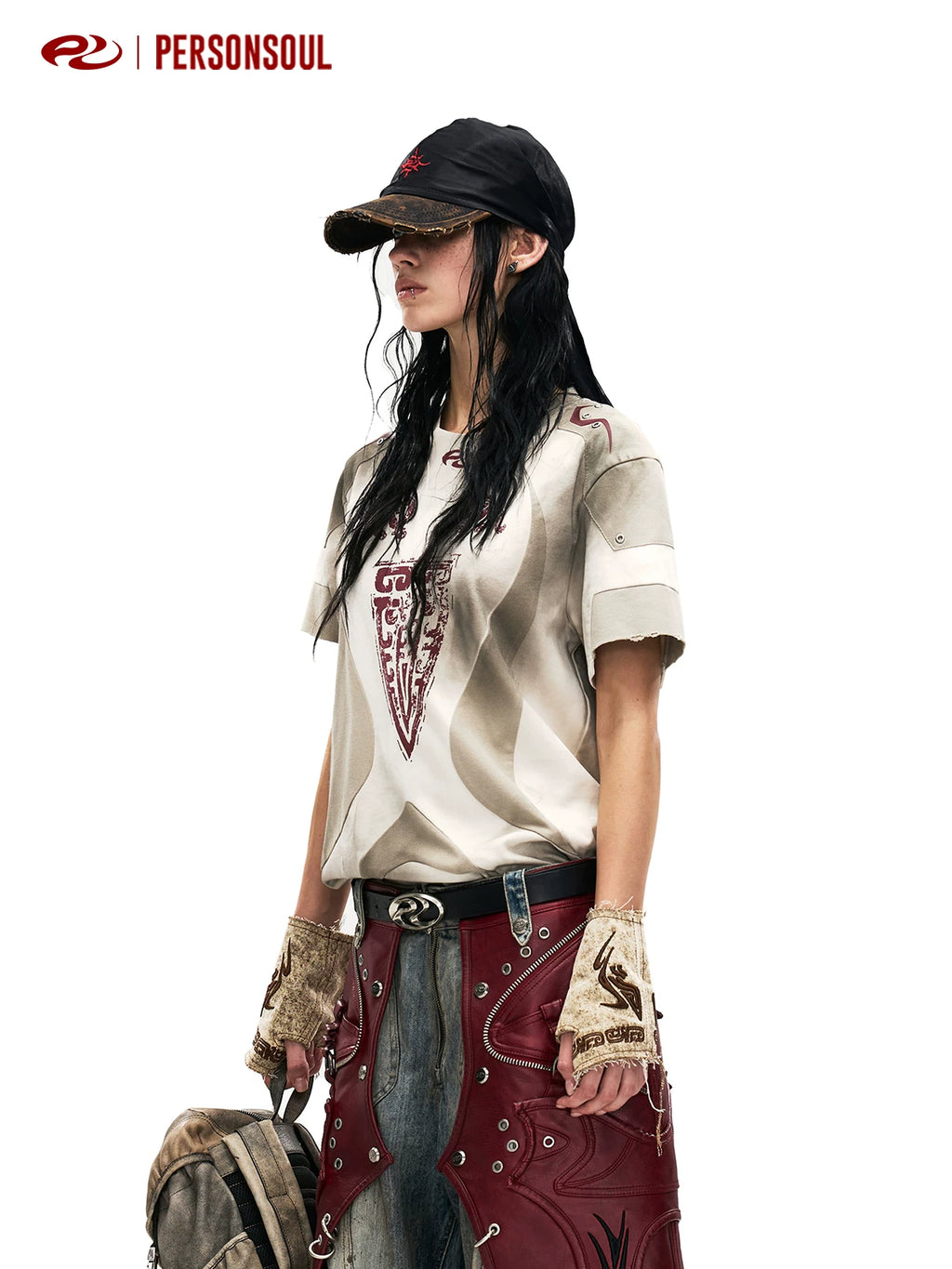 PERSONSOUL Totem Pattern Sports Slim Tee