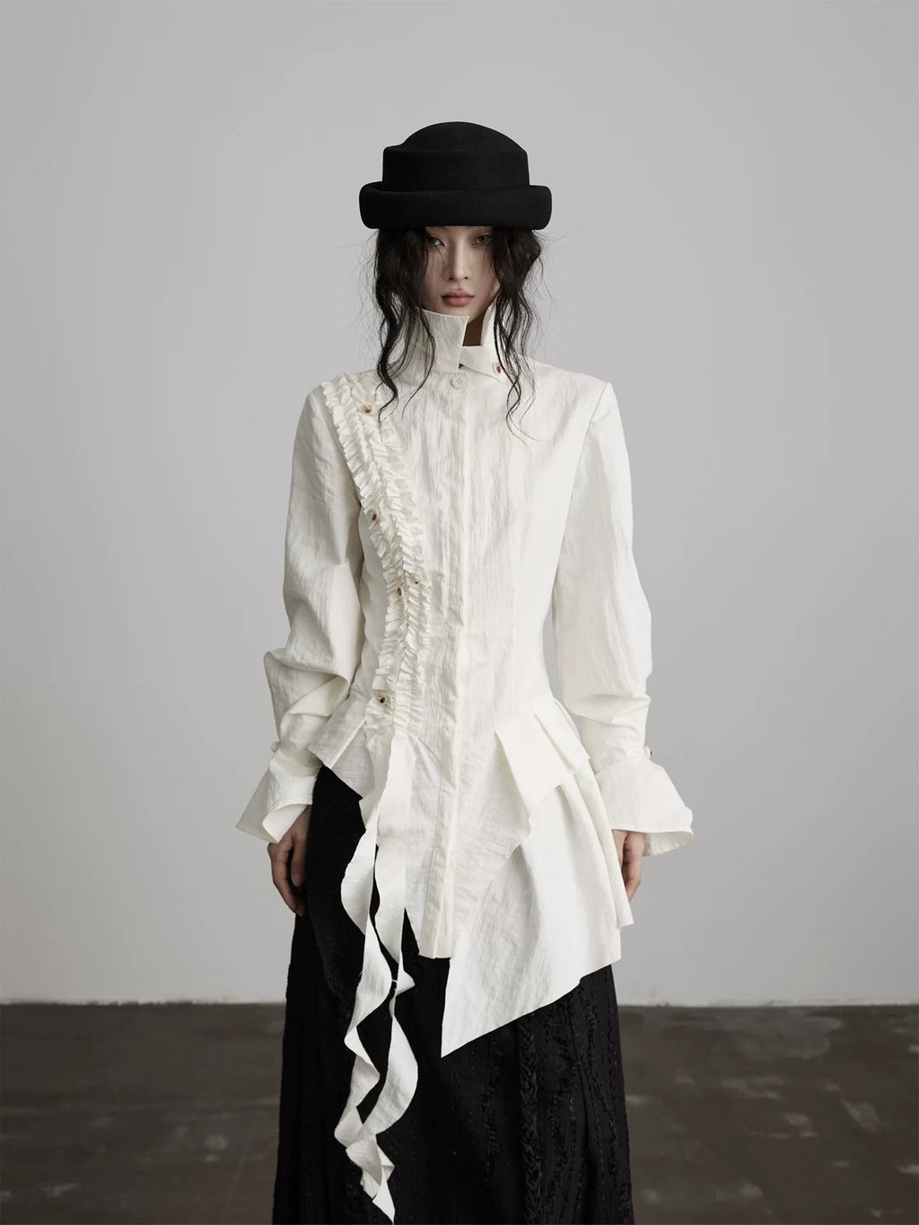 INDULGE Asymmetrical Waist Long-sleeved Shirt