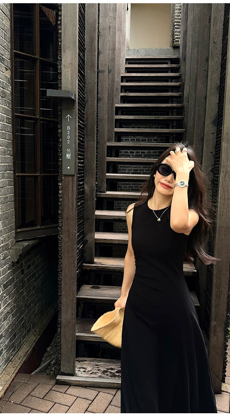 Pusumede Waist Crew Neck Knitted Vest Dress
