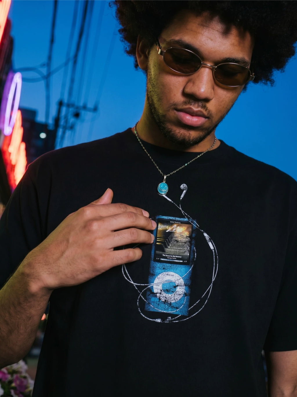 ComicTree Retro Front Shoulder Loose Tee