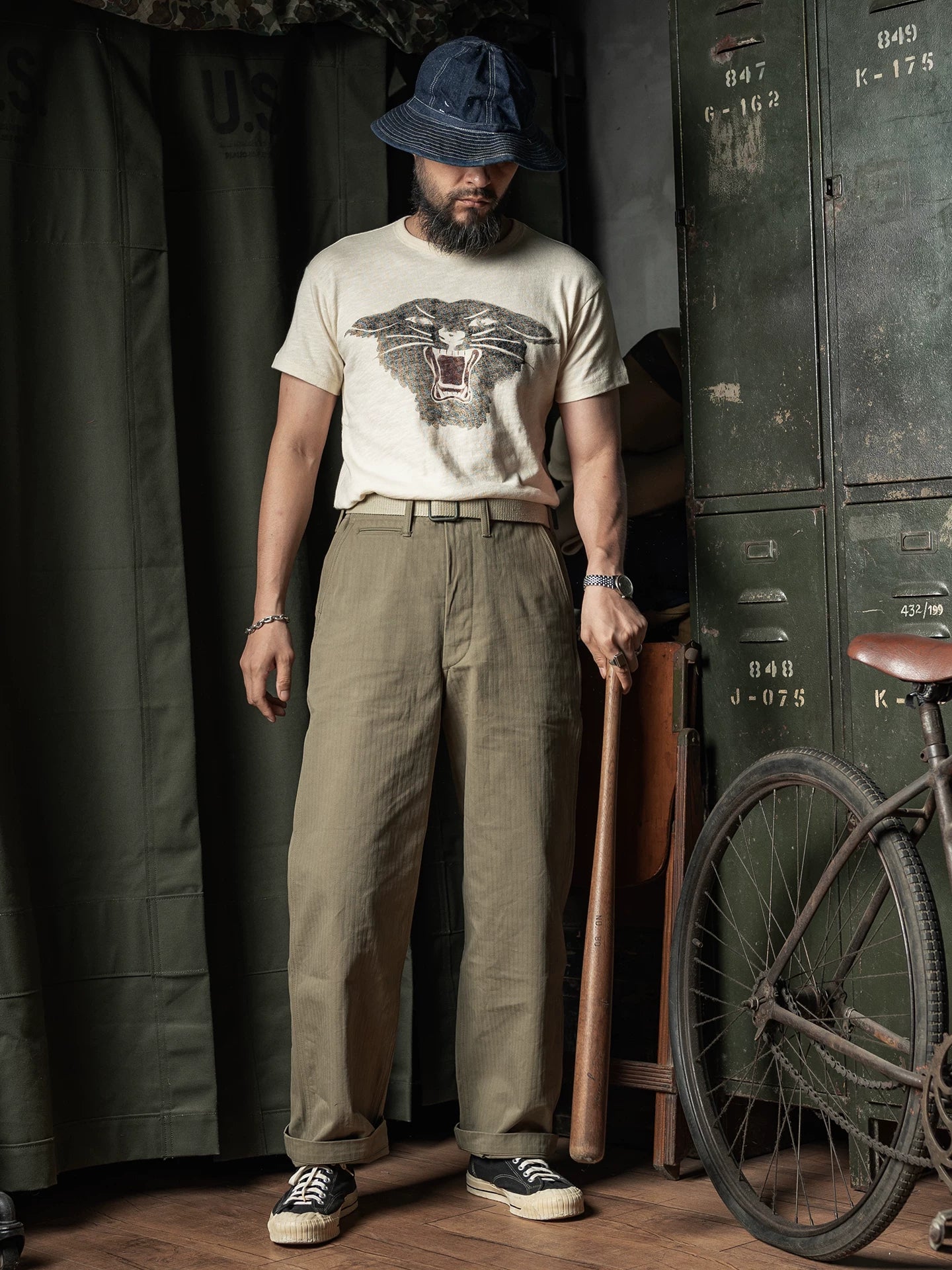 BRONSON Breathable Casual Versatile Tee