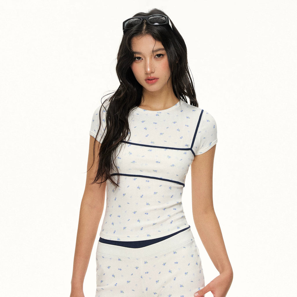 Ariseism Small Floral Slim Versatile Three-piece Set