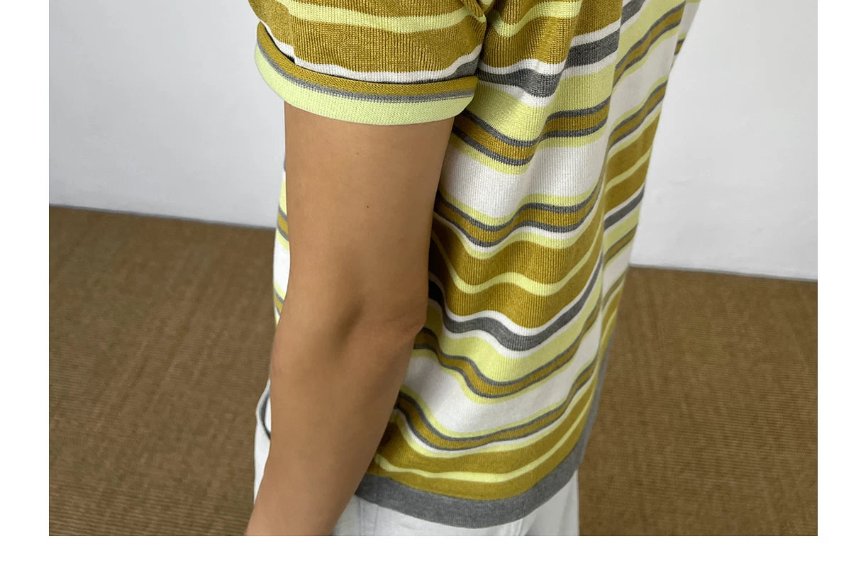 Chein Contrasting Striped Knitted Polo Shirt