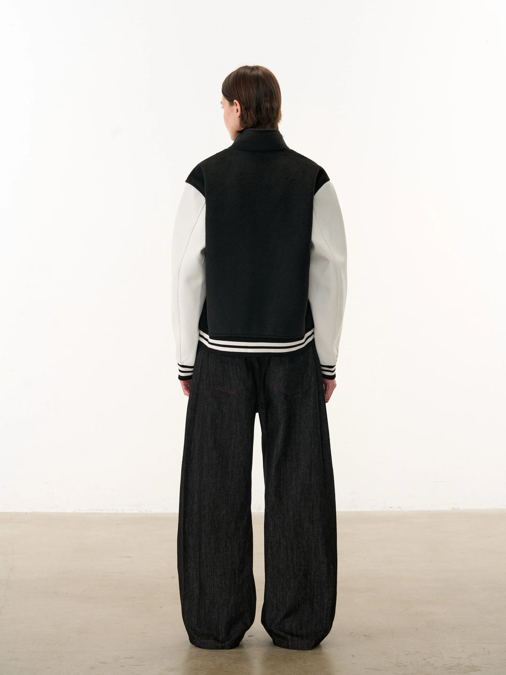 MANUSCRIPT Five-button I-pleated Low-rise Jeans