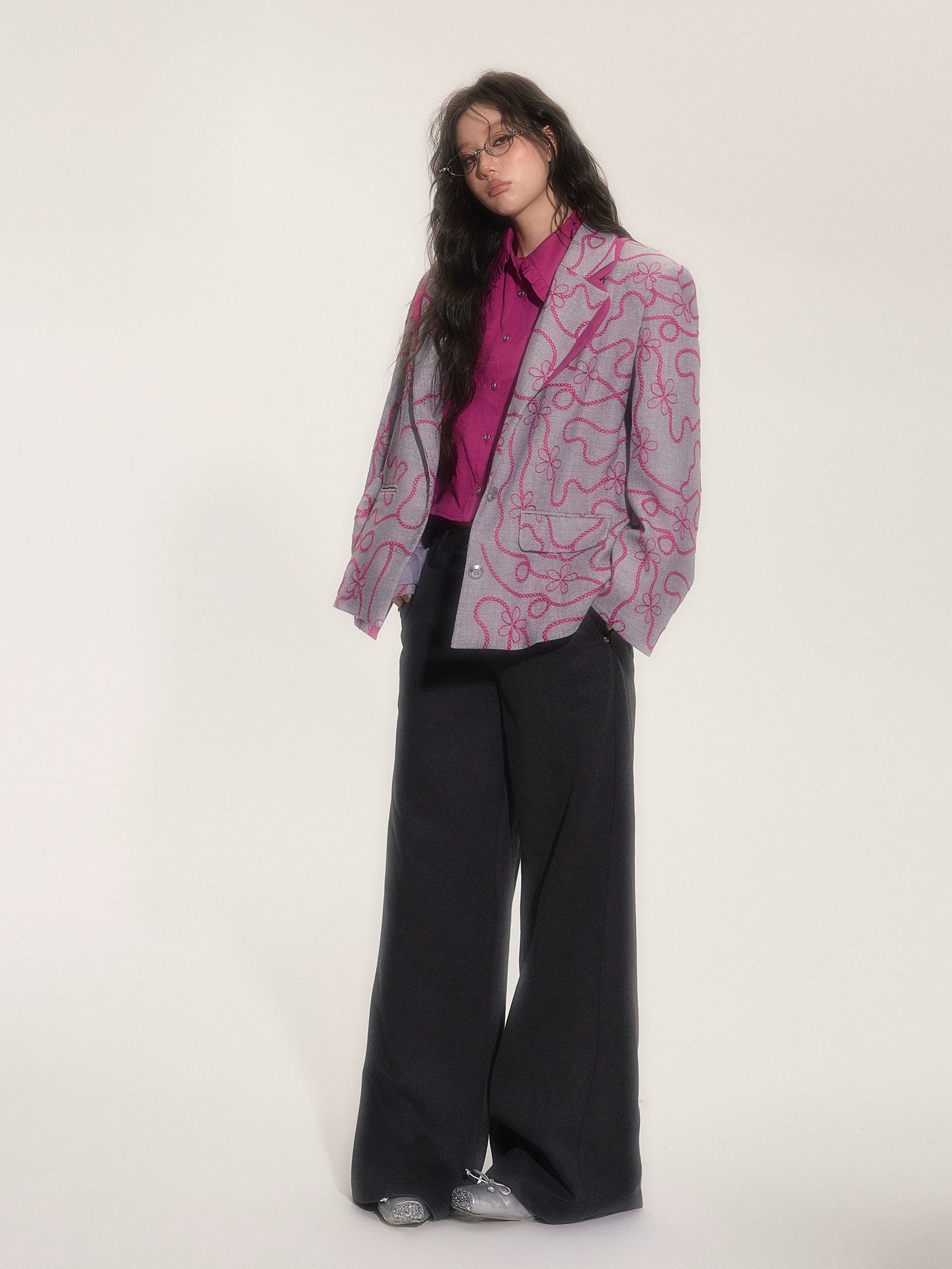 SASSY MOODY Silhouette Loose Suit Suit