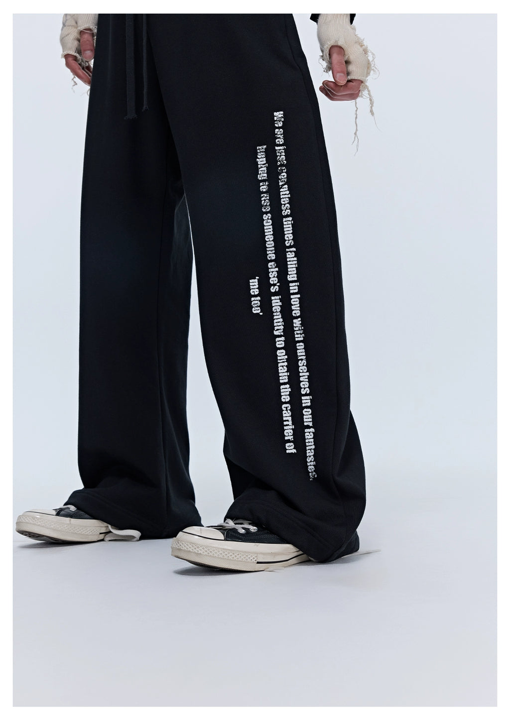 SGW "comfort zone" scimitar silhouette sweatpants
