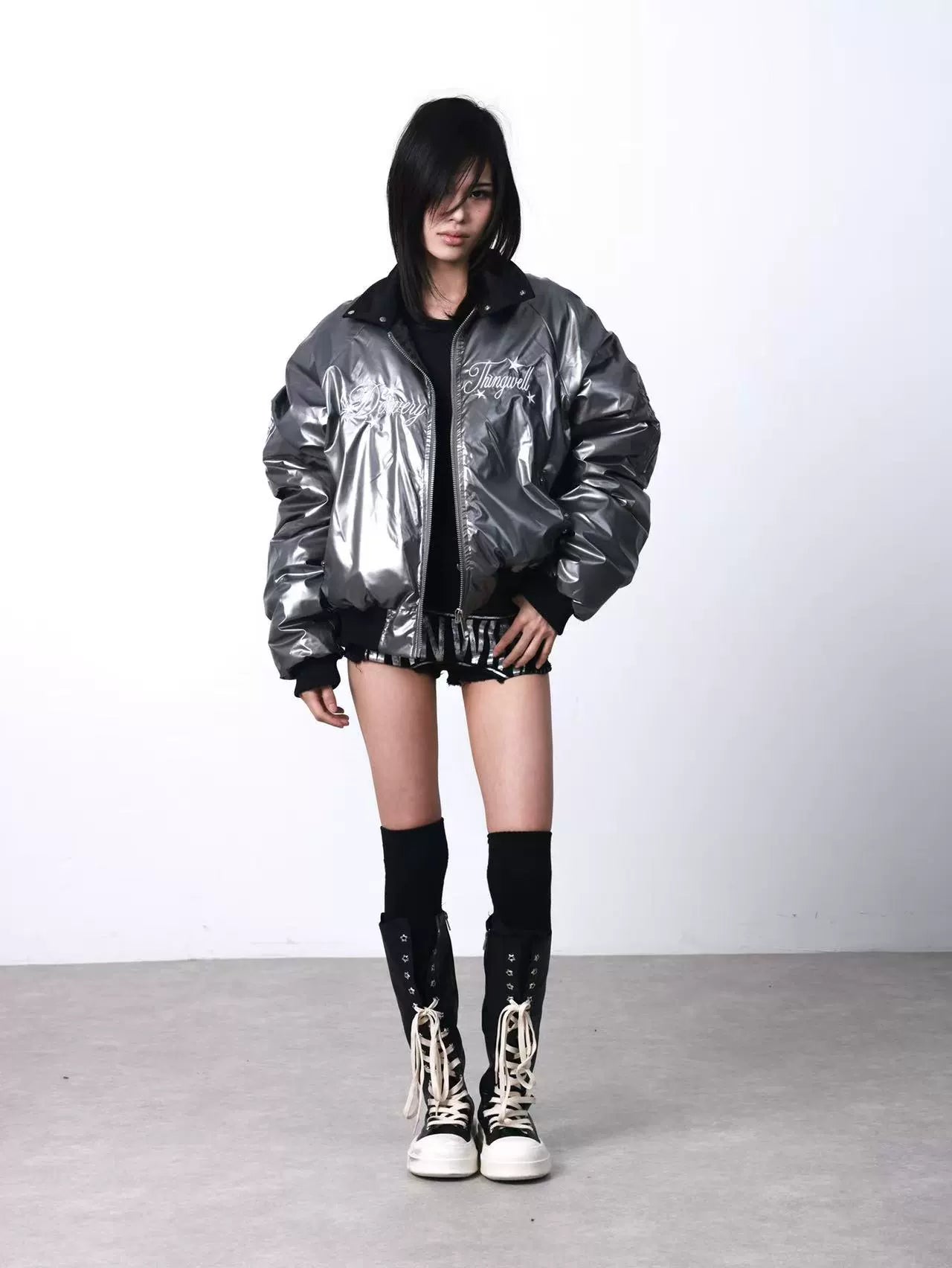 DETW Pleated Short Stand-up Collar Rivet Embroidered Down Cotton Suit