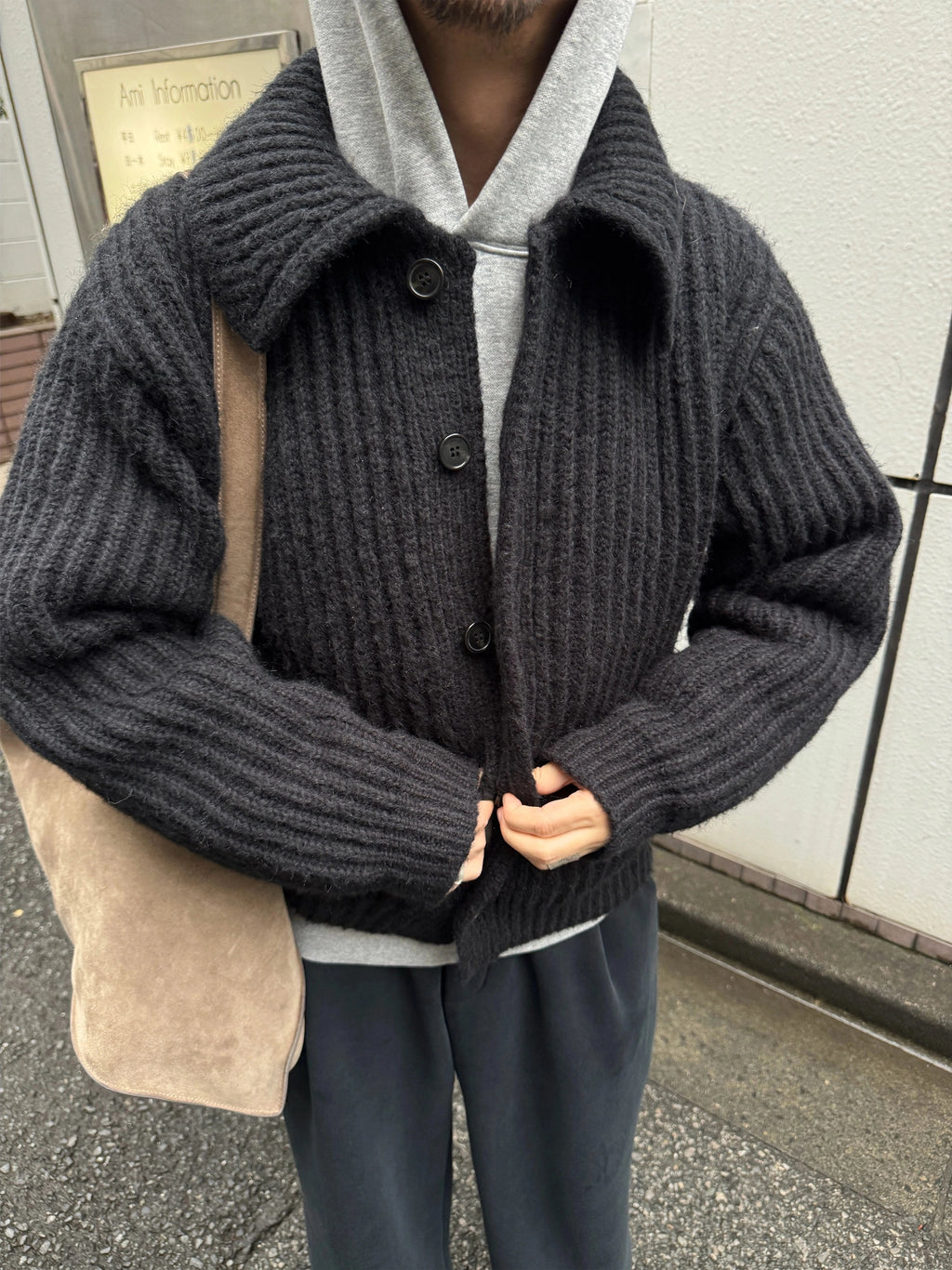 Anniehall Warm Large Lapel Thickened Sweater