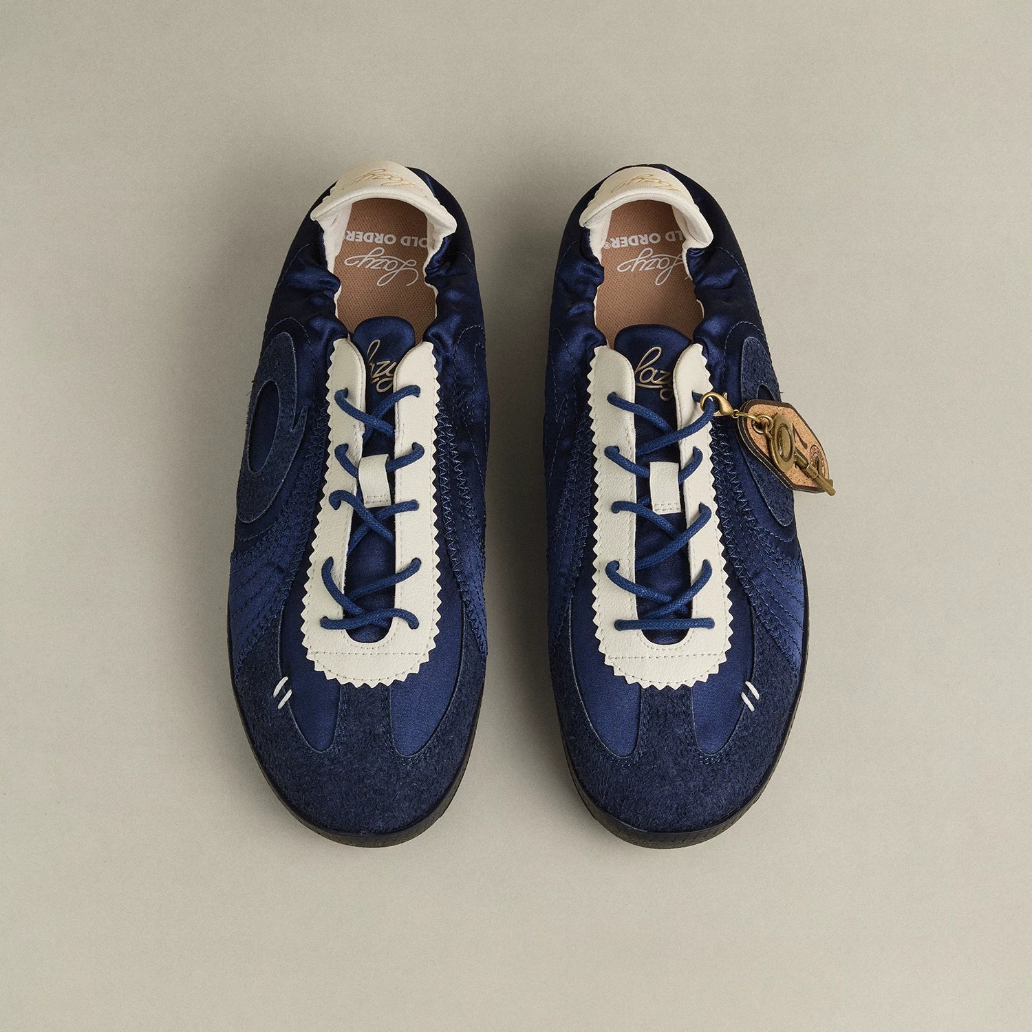 OLDORDER Retro Thin-soled Casual Flats