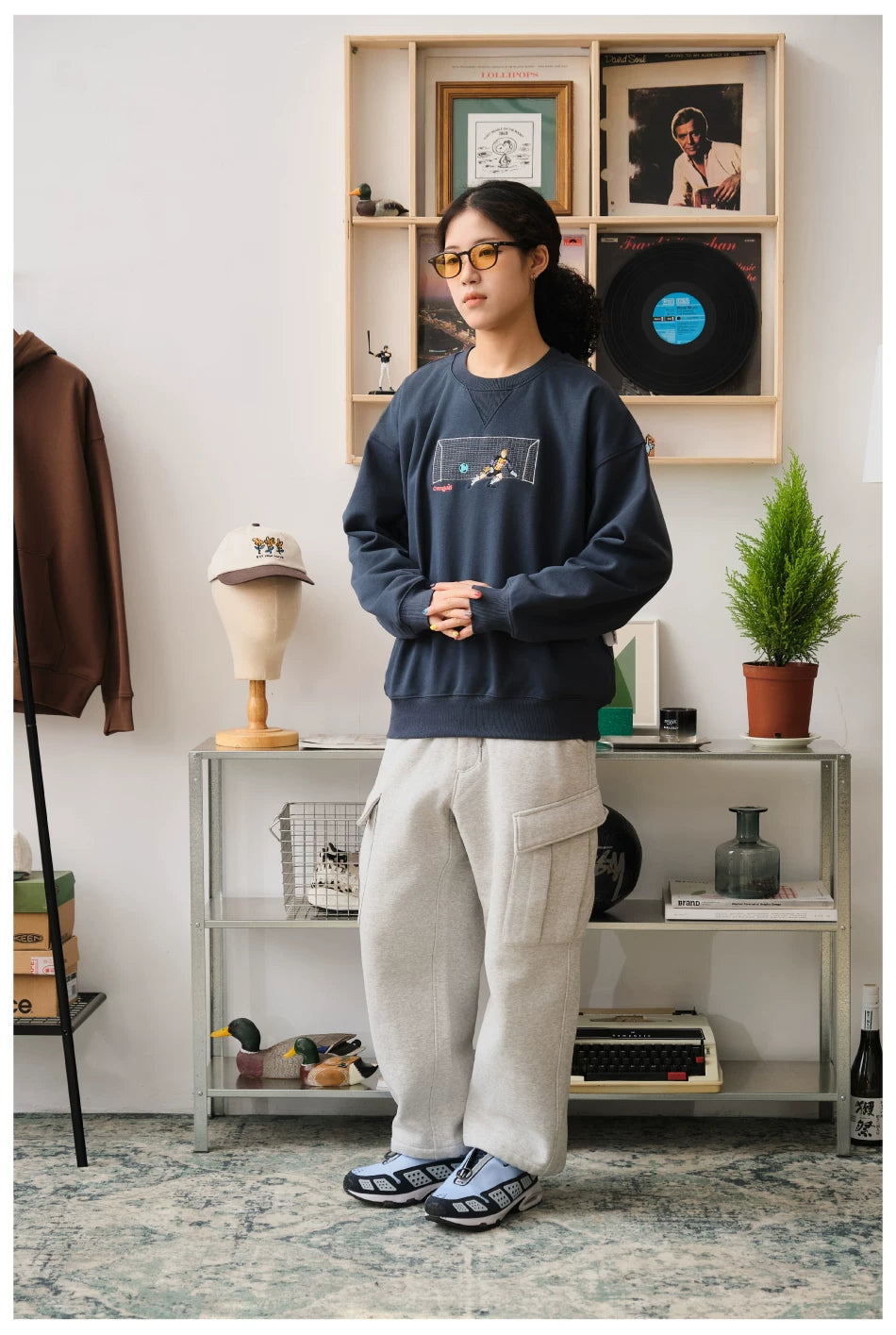 Battles Oolong Ball Sports Channel Crew Neck Penalty Embroidered Sweater