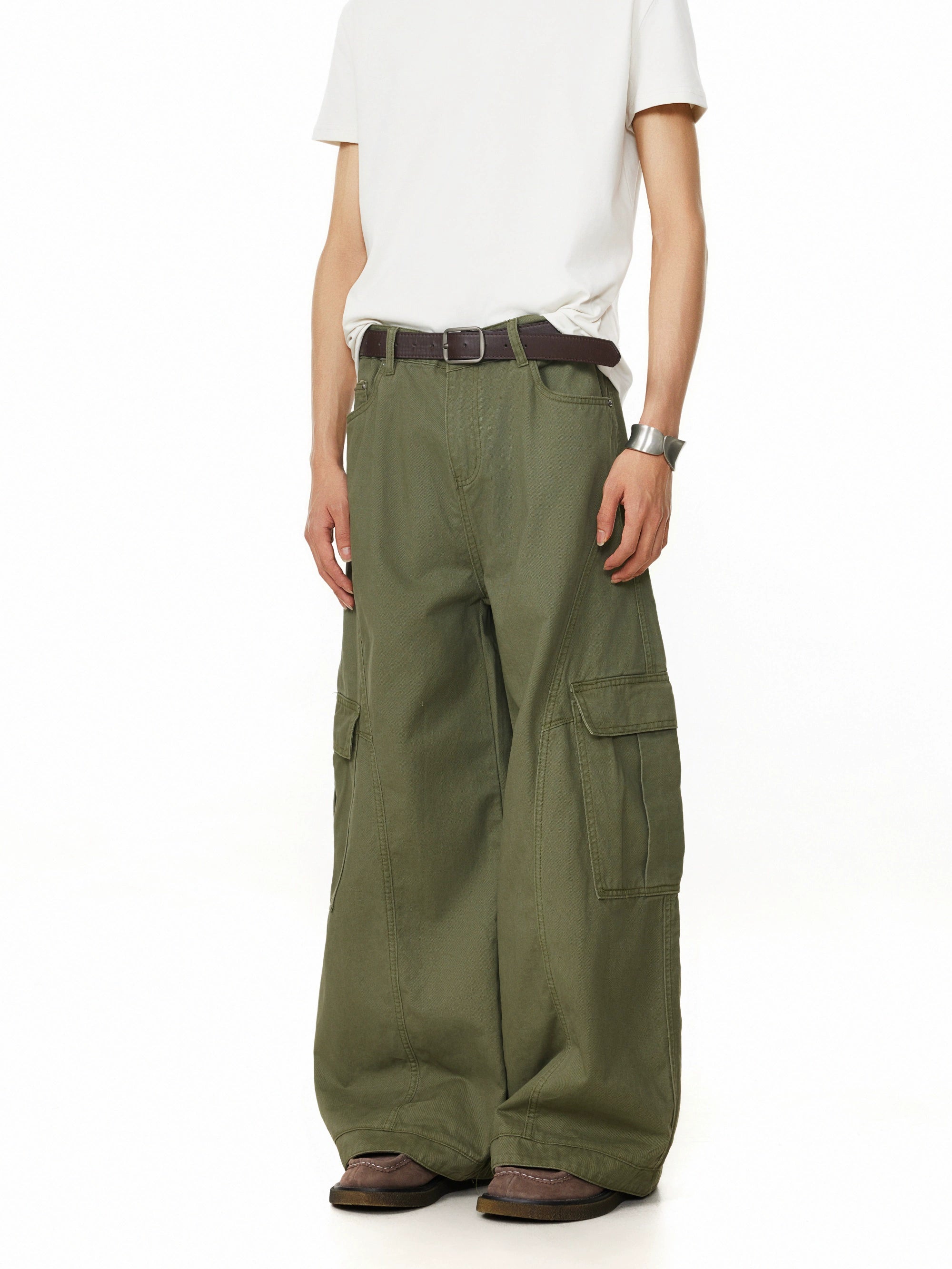 BTSG Retro Deconstructed Multi-pocket Scimitar Cargo Pants
