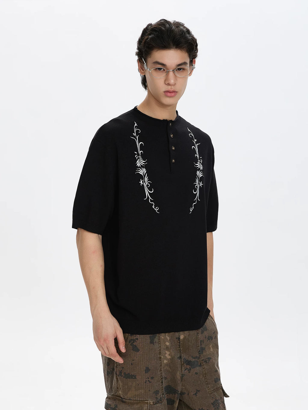 A PUEE Vintage Floral Embroidery Knitted Tee