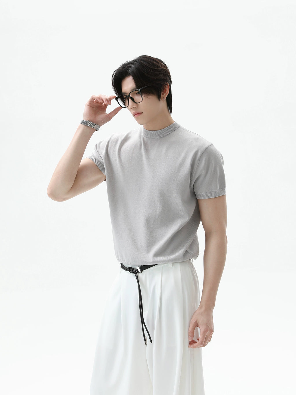 TURNTIDE Ice Silk Slim Knit Small Neckline Tee