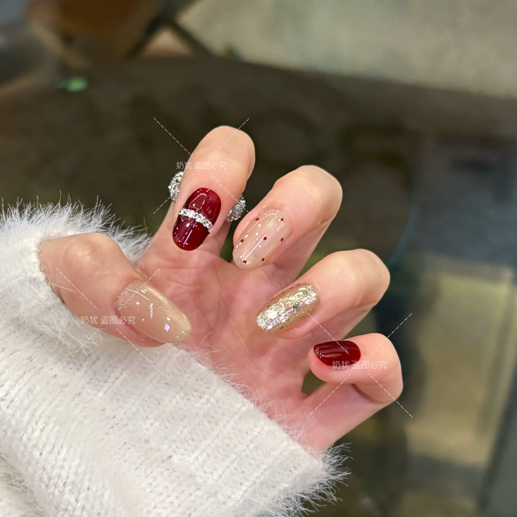 Beetle Nails Retro High-end Sense White Wearing Armor