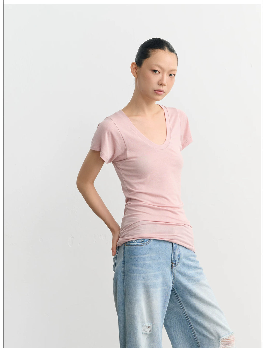 LINY LIBERTY Lazy Wind U Neck Slim Tee