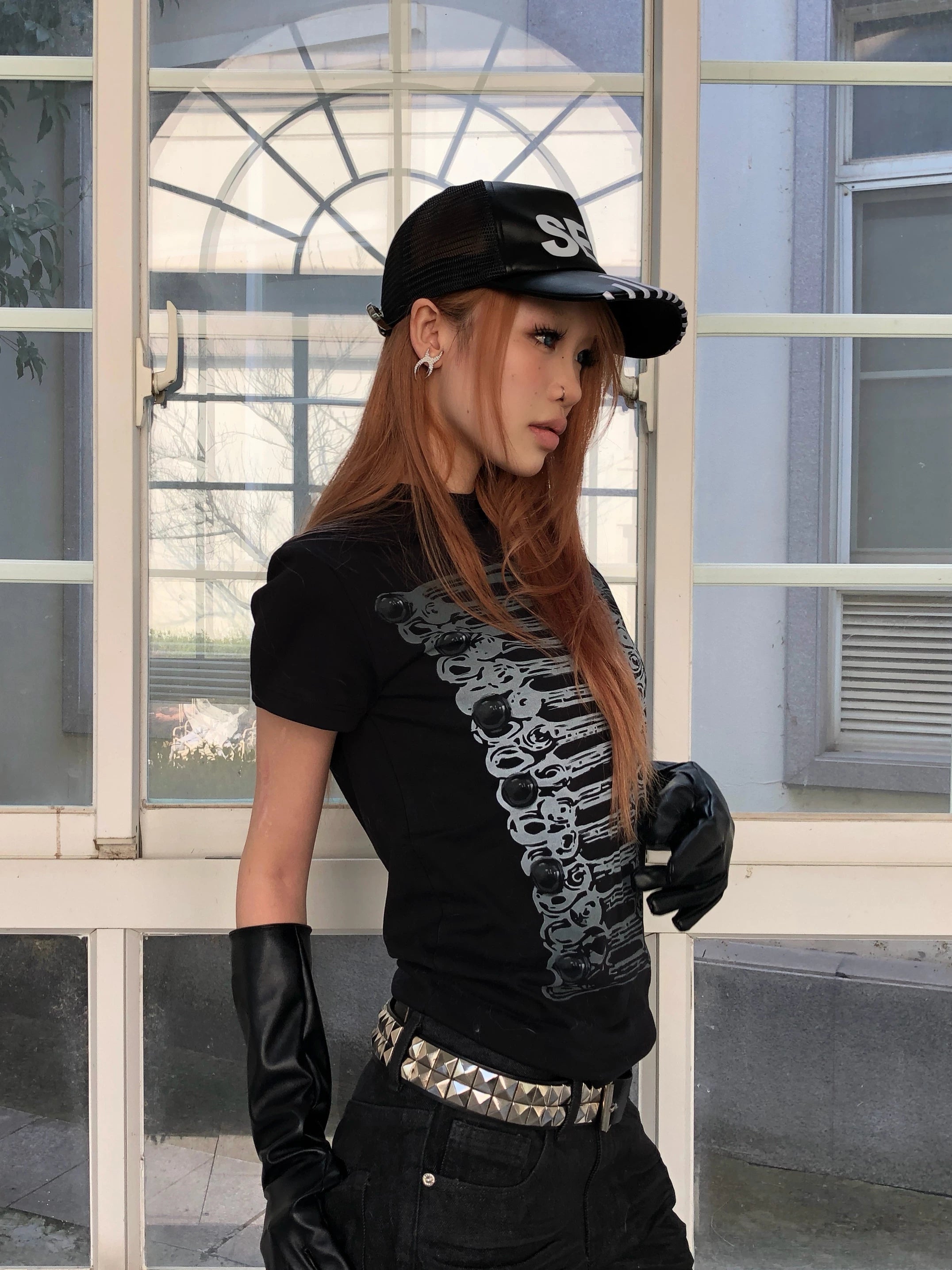 CHAI Cartoon Button Slim Elastic Tee