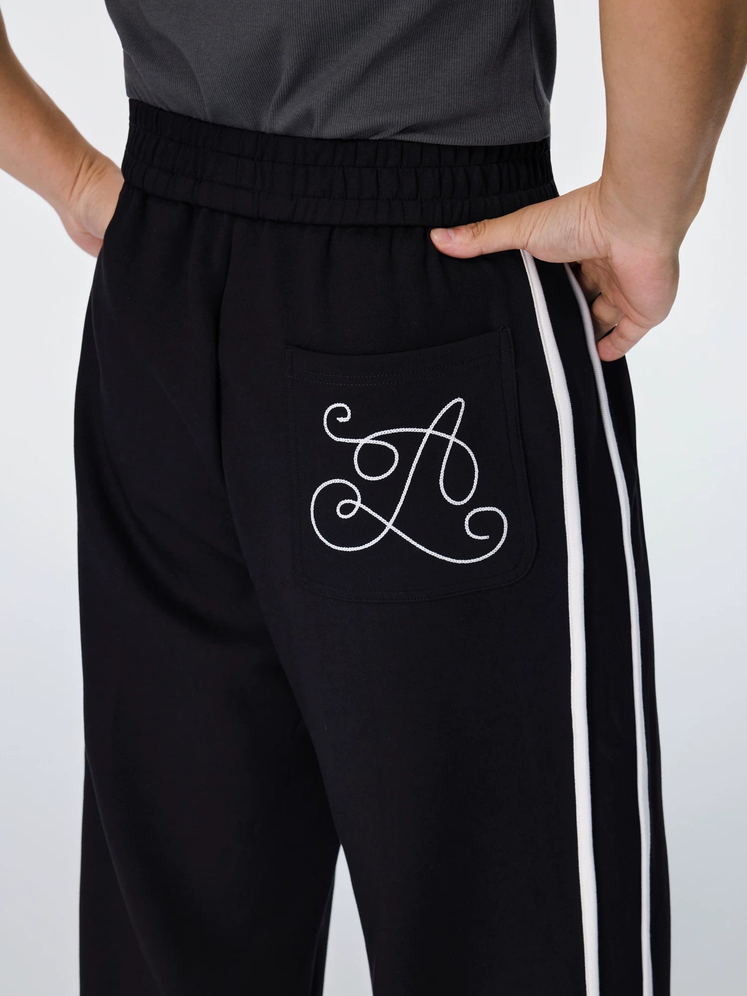 AFTERGLOW Soft Waxy Skin-friendly Versatile Sweatpants