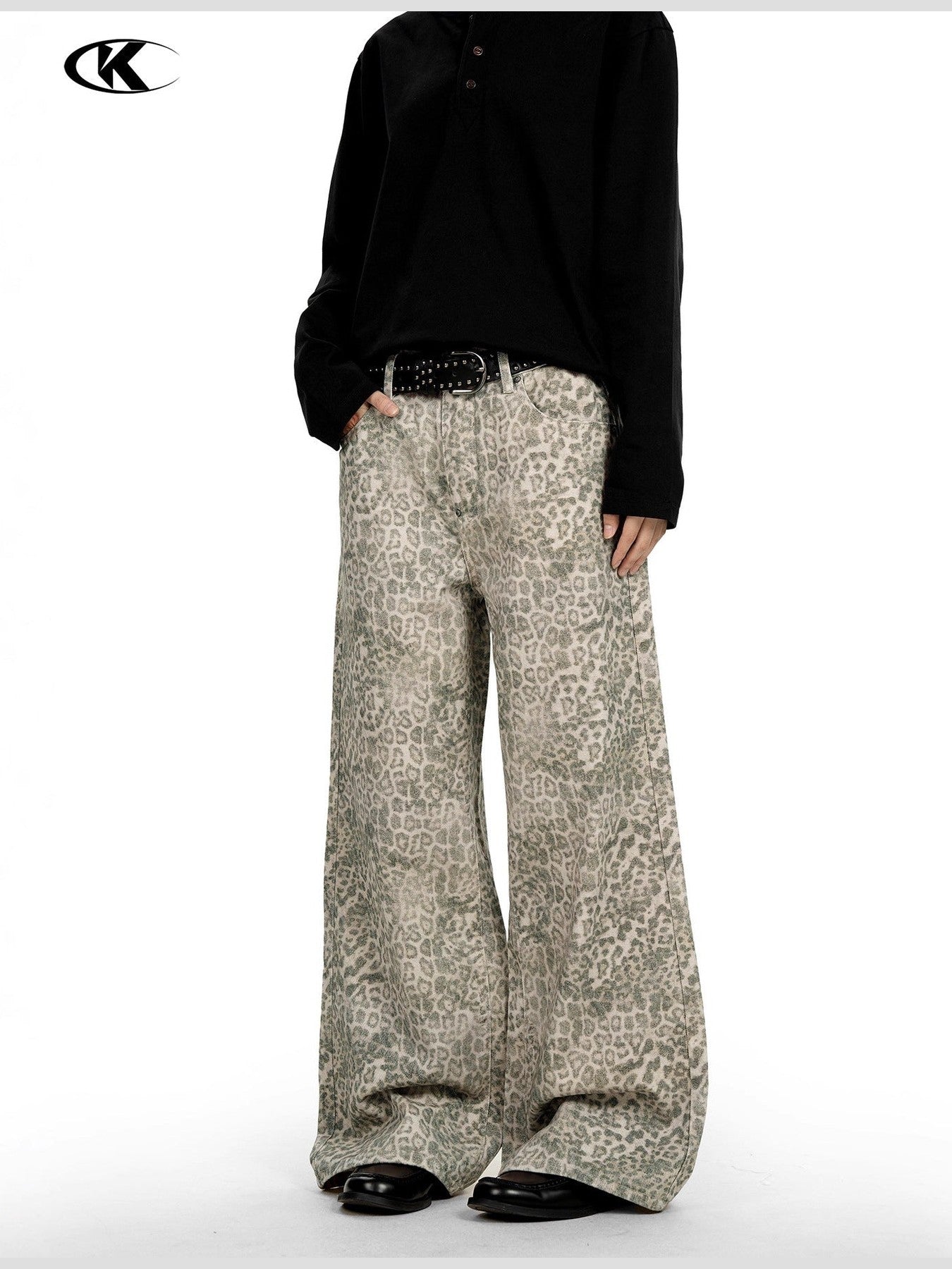 11KN Straight Leopard Jeans