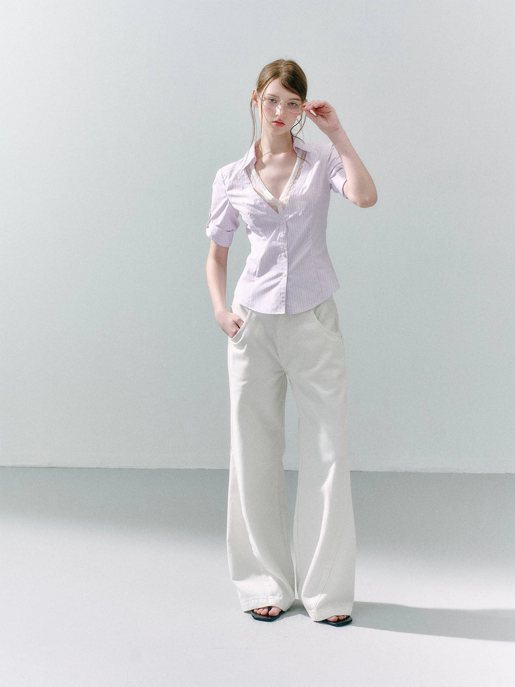LOST FOREST Low-neck Lace Fake Two-piece Slim-fit Shirt