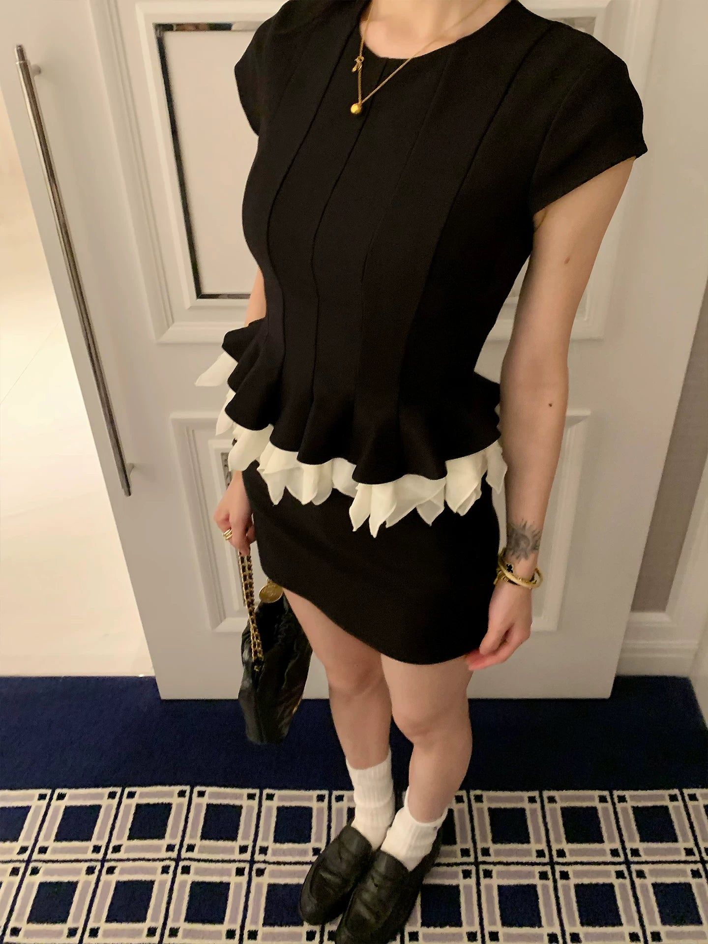 YOUNG KYLIN Lace Hem Tee Skirt Set