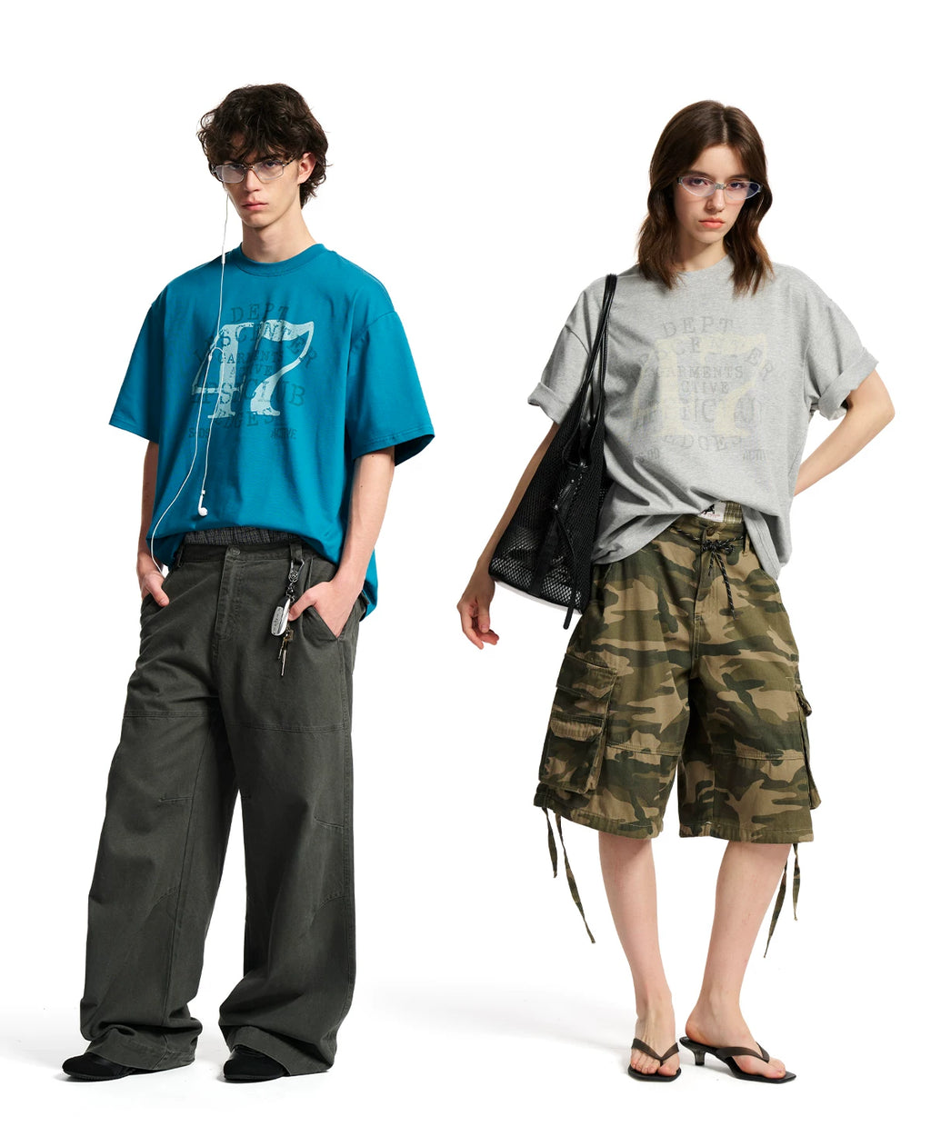 Loopsoon Retro Old Digital Print Crew Neck Tee