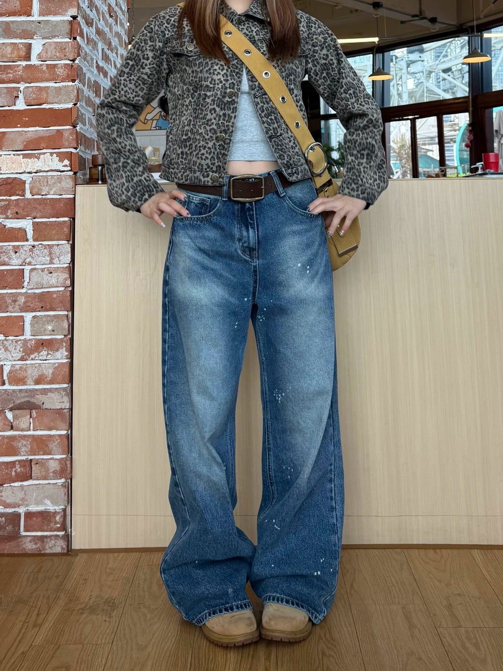 CCYE Vintage Frayed Straight Jeans