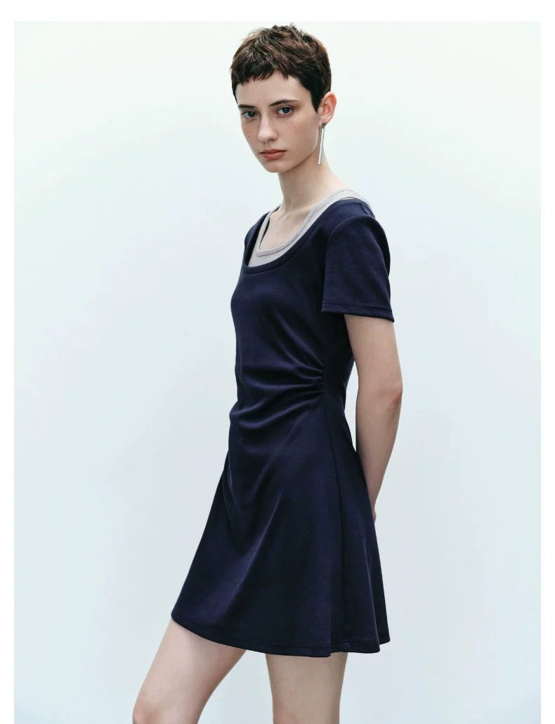 URBAN REVIVO Contrasting Splicing Fake Two-piece Pleated Short-sleeved Dress