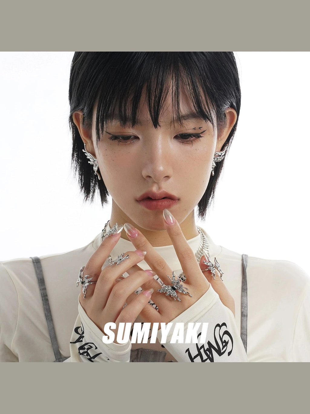 SUMIYAKI Biochemical Butterfly Earrings