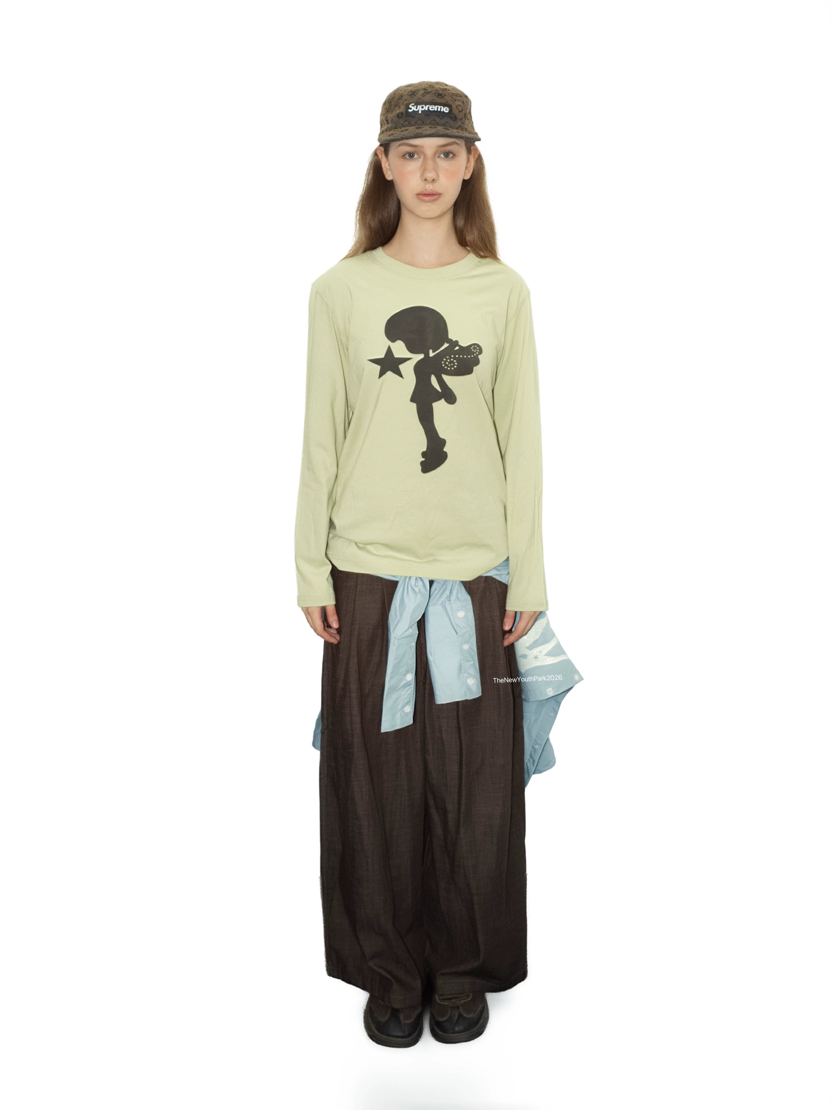 TheNewYouthPark Front Shoulder Slim Fit Star Girl Print Long Sleeve